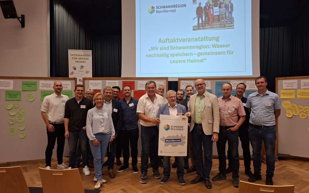 Volle Arnsteiner Stadthalle zur Auftaktveranstaltung der Schwammregion